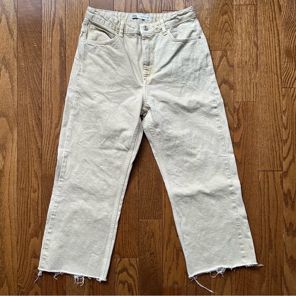 Zara Cream Beige Wide Leg High Rise Cropped Jeans 8 - Picture 1 of 5